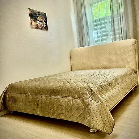 Elisavetinskaya 15 * Odessa