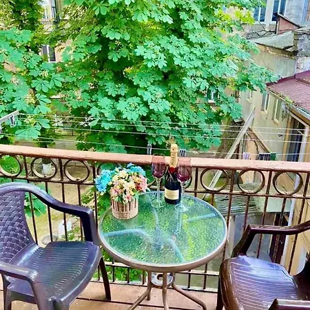Elisavetinskaya 15 *